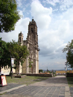 Corredor Jardín del Arte, Templo de San Francisco Javier